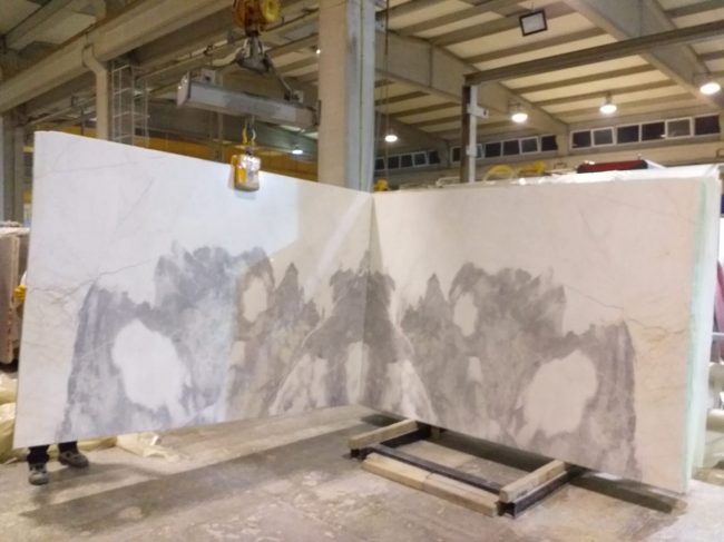 Natural Stone Vento Bianco Bookmatch